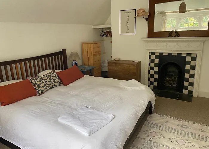 Cheney Lodge